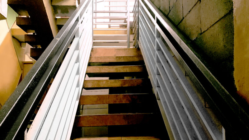 All-in-one Classic Capsule Room