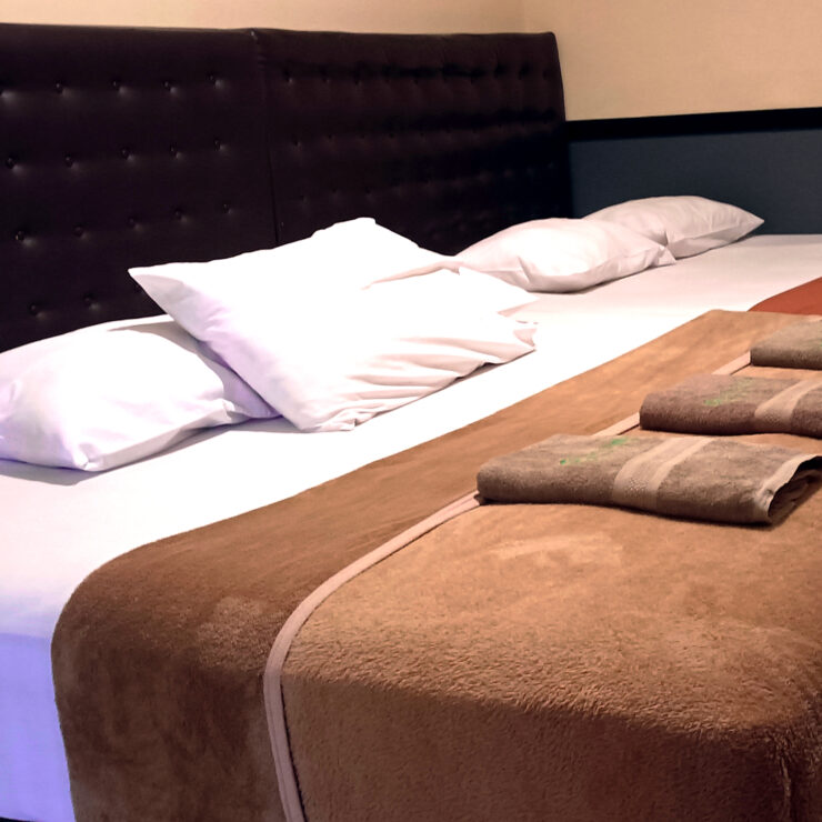 Rekomendasi Penginapan Budget di Semarang Barat