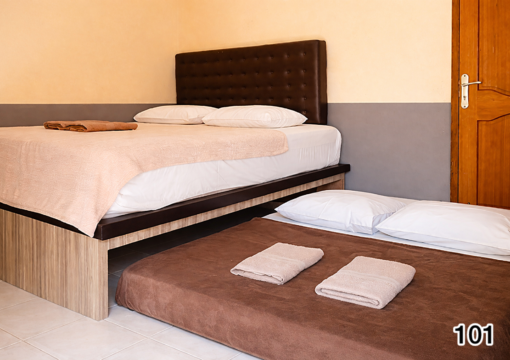 Deluxe Family 4 Room